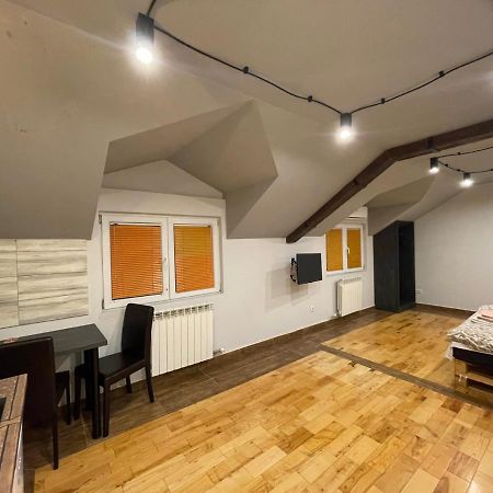 Airport Apartments Beograd Eksteriør billede