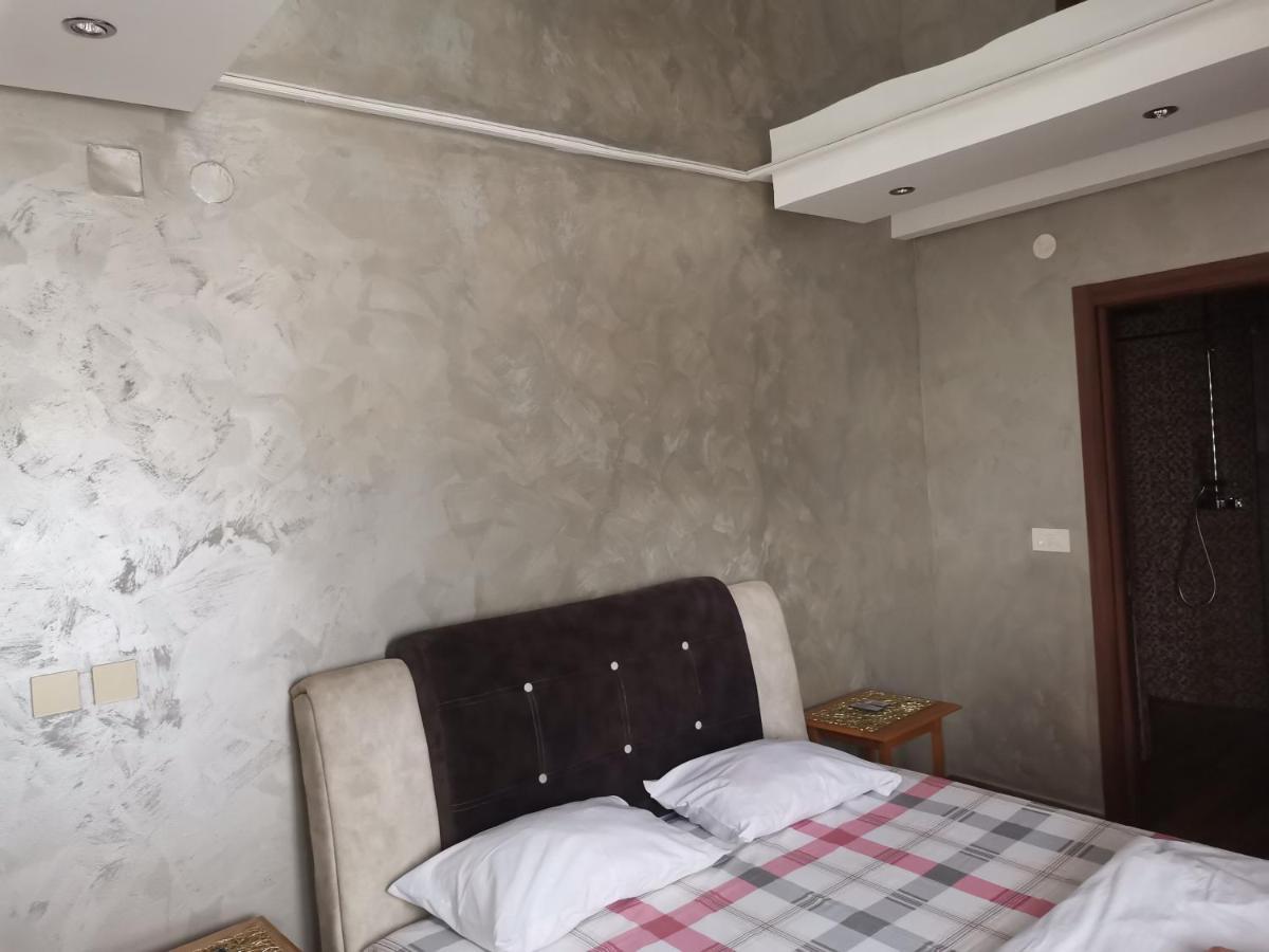 Airport Apartments Beograd Eksteriør billede