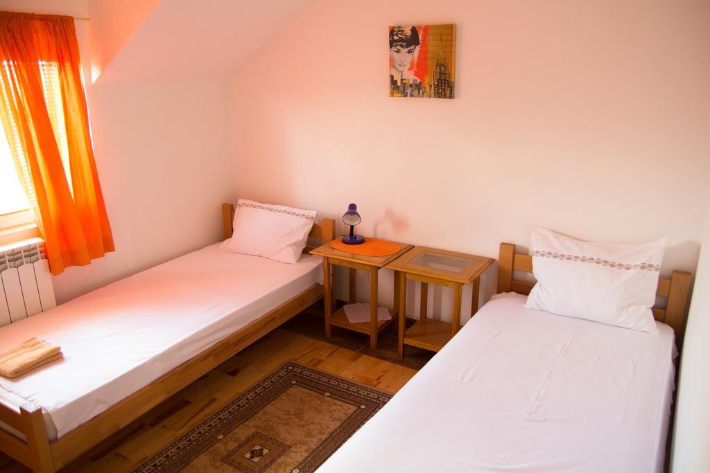 Airport Apartments Beograd Eksteriør billede