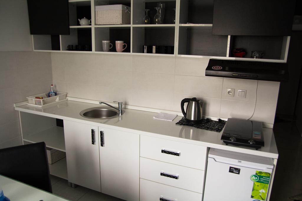 Airport Apartments Beograd Eksteriør billede