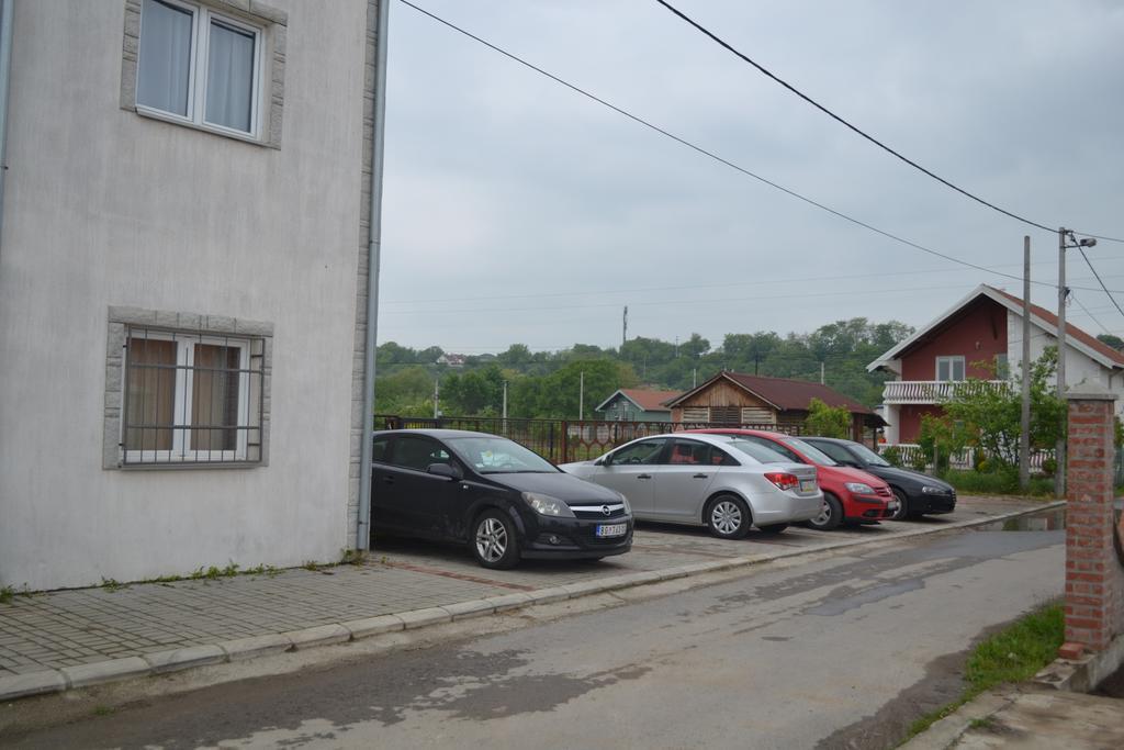 Airport Apartments Beograd Eksteriør billede