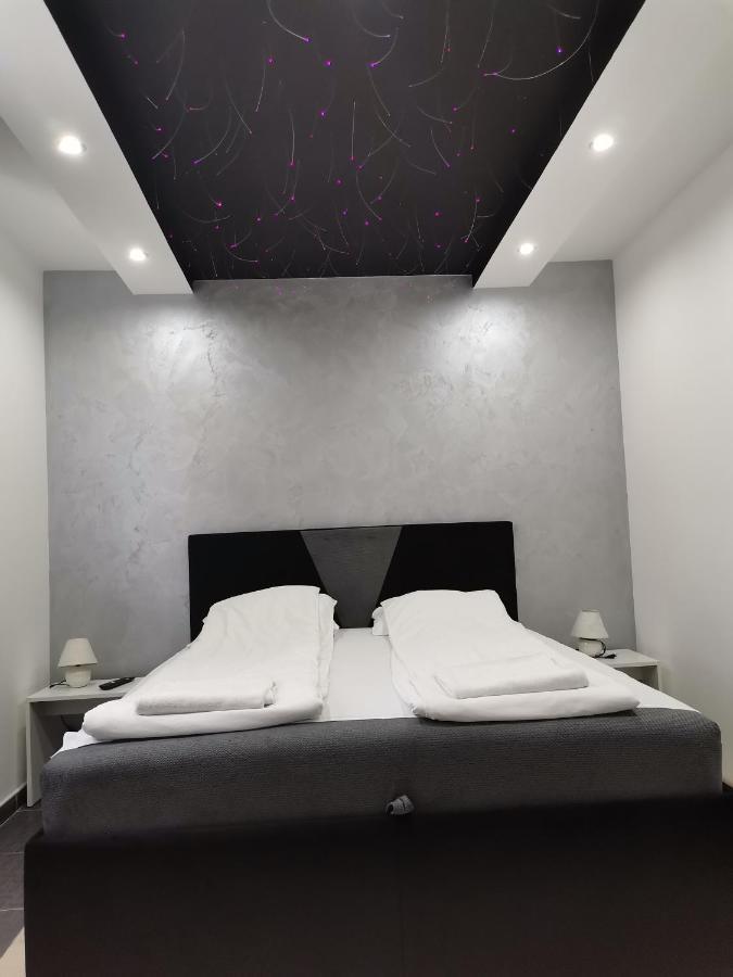 Airport Apartments Beograd Eksteriør billede