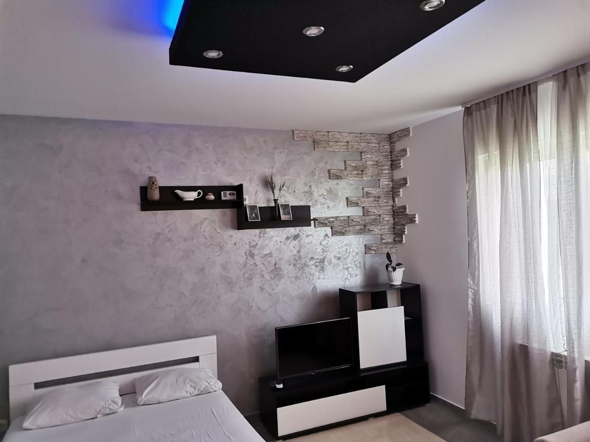 Airport Apartments Beograd Eksteriør billede